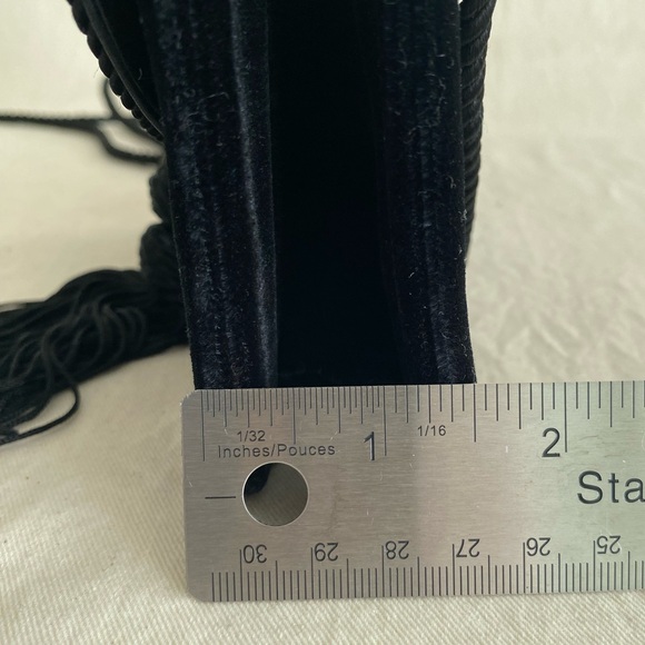 Ann Taylor black velvet evening shoulder bag with tassel - Picture 2 of 6